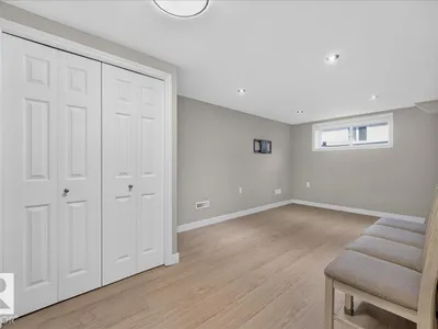10716 51 AV NW photo 46