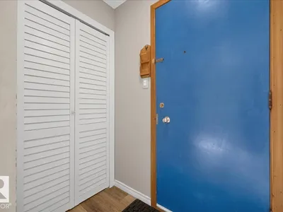 10716 51 AV NW photo 6