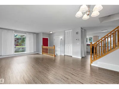 4118 46 ST photo 12