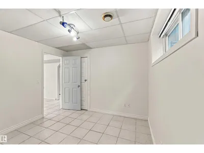 3524 MCLEAN CR SW photo 48