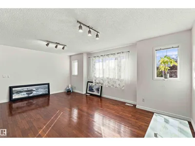 3524 MCLEAN CR SW photo 7