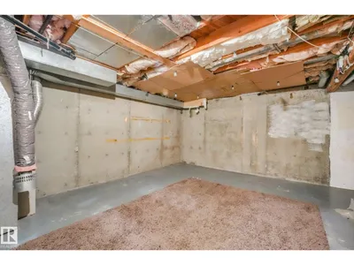 144 ROSELAND VG NW photo 31