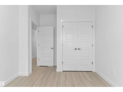 18717 18A AV NW photo 20