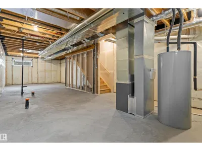 18717 18A AV NW photo 40