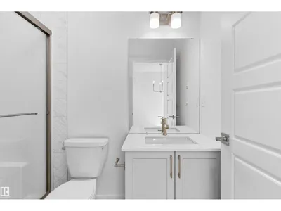 18713 18A AV NW photo 16