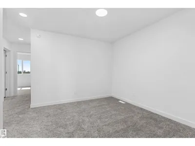 18713 18A AV NW photo 28