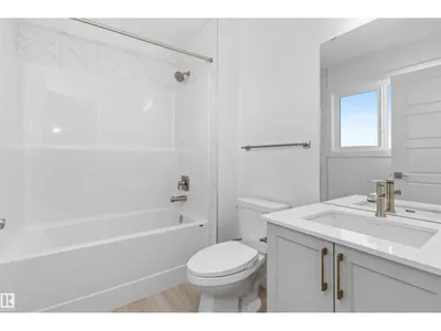 18713 18A AV NW photo 35