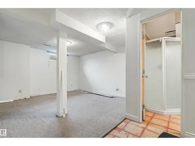 8313 156 AV NW photo 61