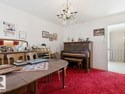 10459 66 AV NW photo 12