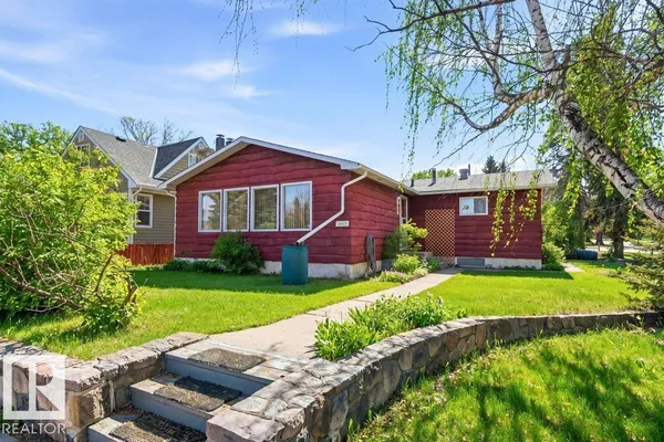 10459 66 AV NW photo 2