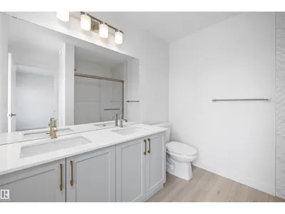 18709 18A AV NW photo 34