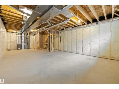 18709 18A AV NW photo 38