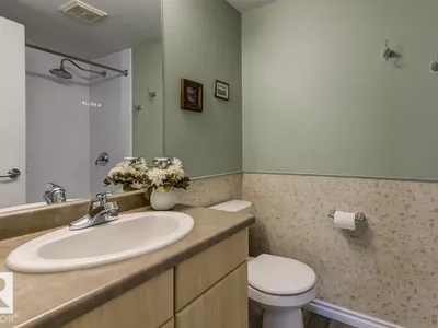 #214 905 BLACKLOCK WY SW photo 18