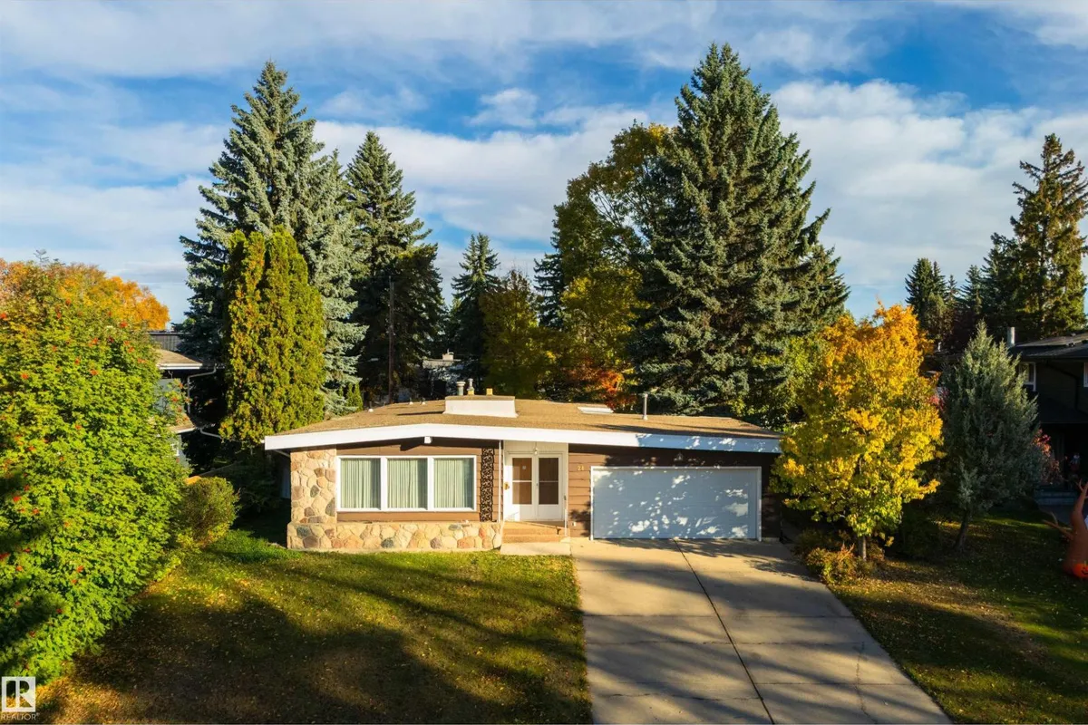 24 VALLEYVIEW CR NW exterior