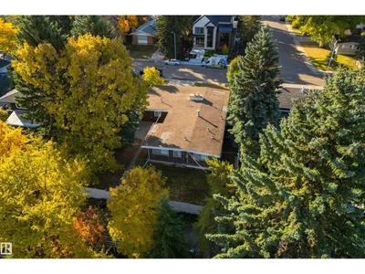 24 VALLEYVIEW CR NW photo 38