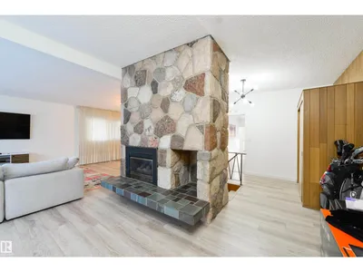 24 VALLEYVIEW CR NW photo 7