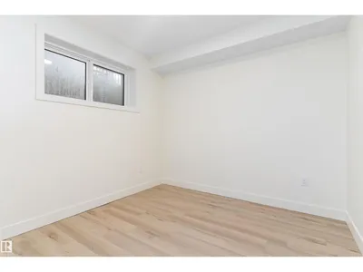10965 129 ST NW photo 38