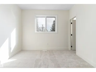 10965 129 ST NW photo 25