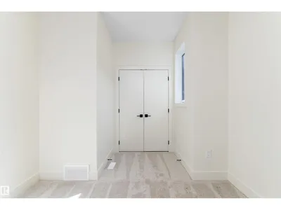 10965 129 ST NW photo 27