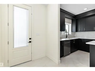 10965 129 ST NW photo 20