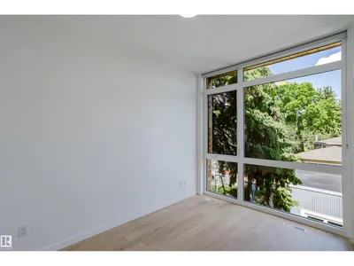 7405 89 ST NW photo 23