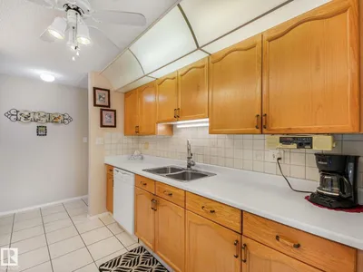 #307 17511 98A AV NW photo 16