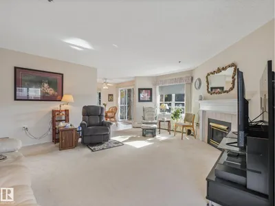 #307 17511 98A AV NW photo 10