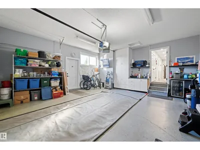 18512 90 AV NW photo 28