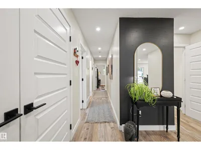 18512 90 AV NW photo 19