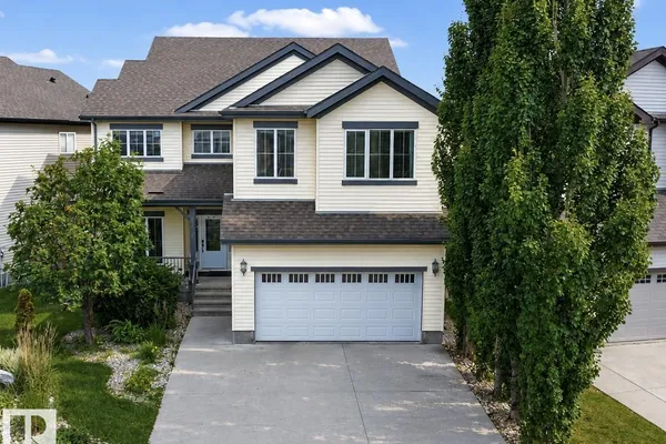 5931 12 AV SW photo 2