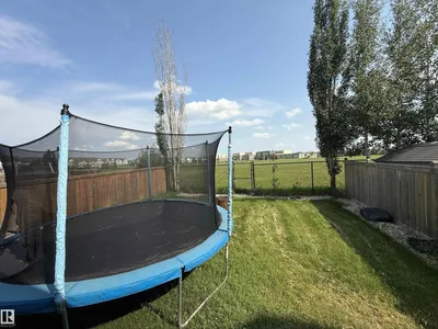 5931 12 AV SW photo 44