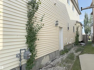 5931 12 AV SW photo 47