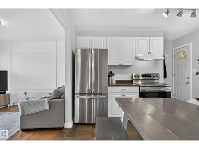 9612 163 ST NW photo 10