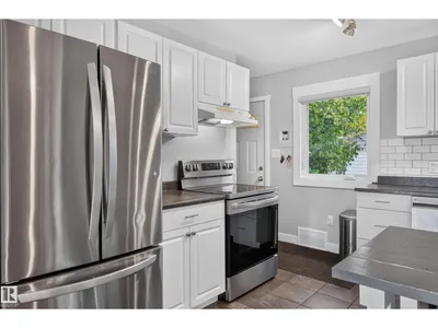9612 163 ST NW photo 11