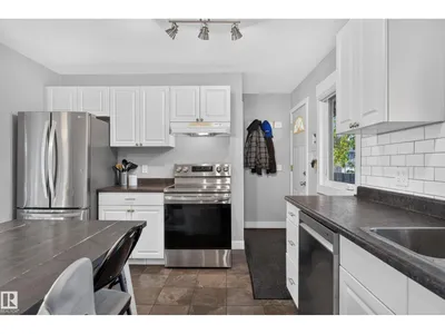 9612 163 ST NW photo 14