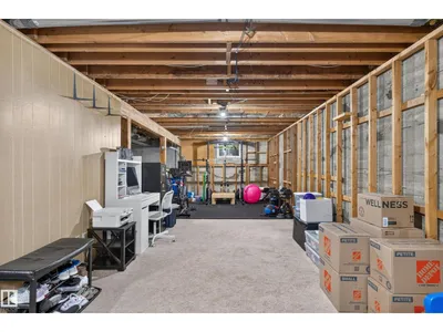 9612 163 ST NW photo 25