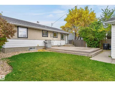 9612 163 ST NW photo 39