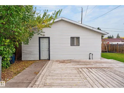 9612 163 ST NW photo 40