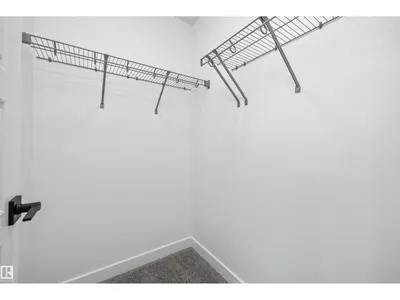 18847 29 AV NW photo 39