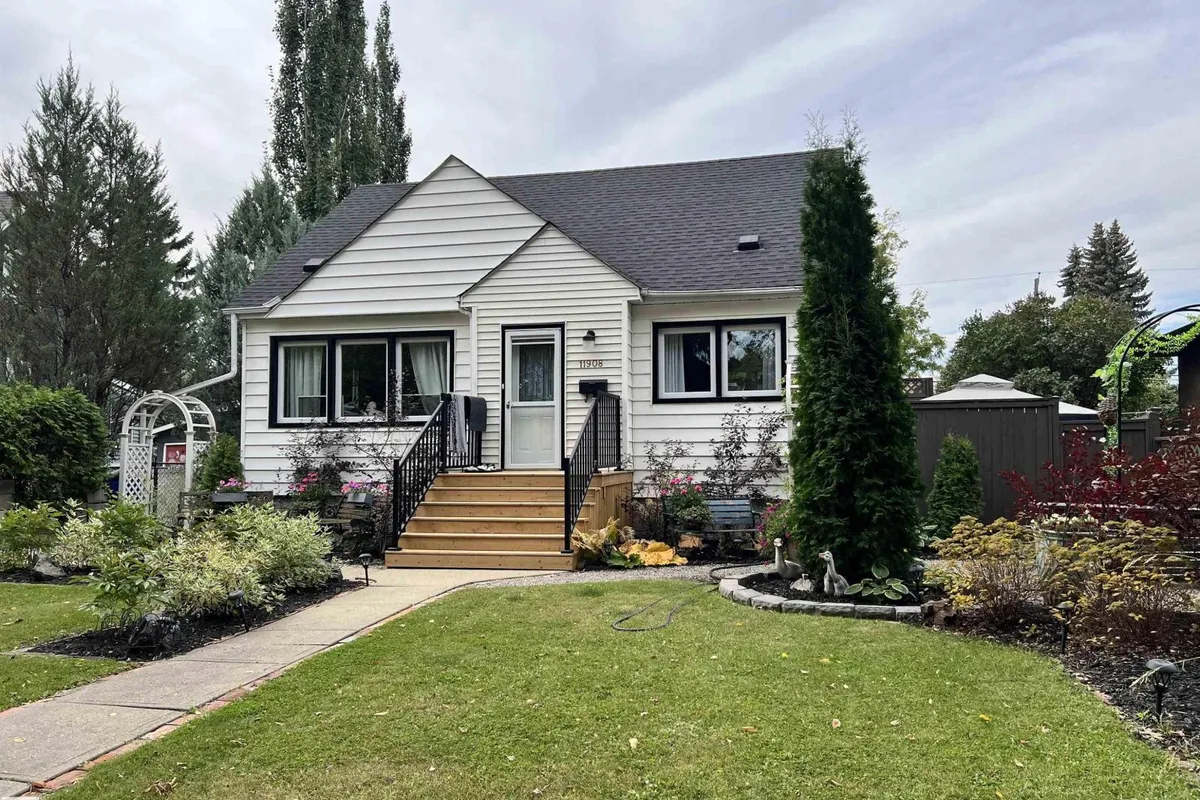 11908 131 ST NW NW exterior