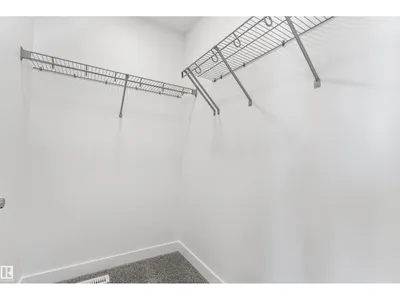 18863 29 AV NW photo 26