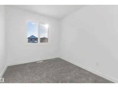 18863 29 AV NW photo 36