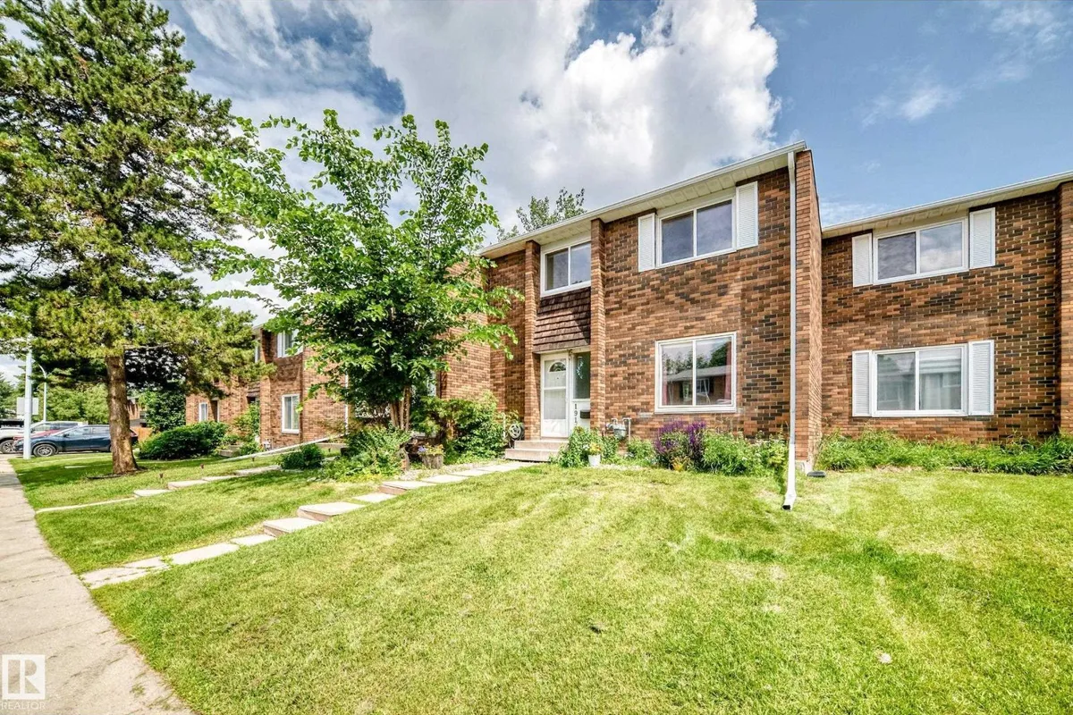 191 Ridgewood TC exterior