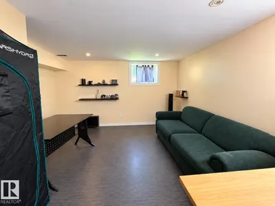 12026 77 ST NW photo 15