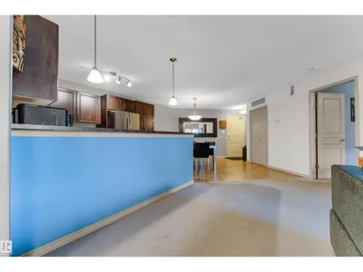 #136 16035 132 St NW photo 17