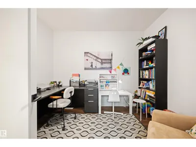 2742 COLLINS CR SW photo 5
