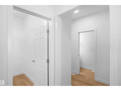 206 Elliot WD photo 6