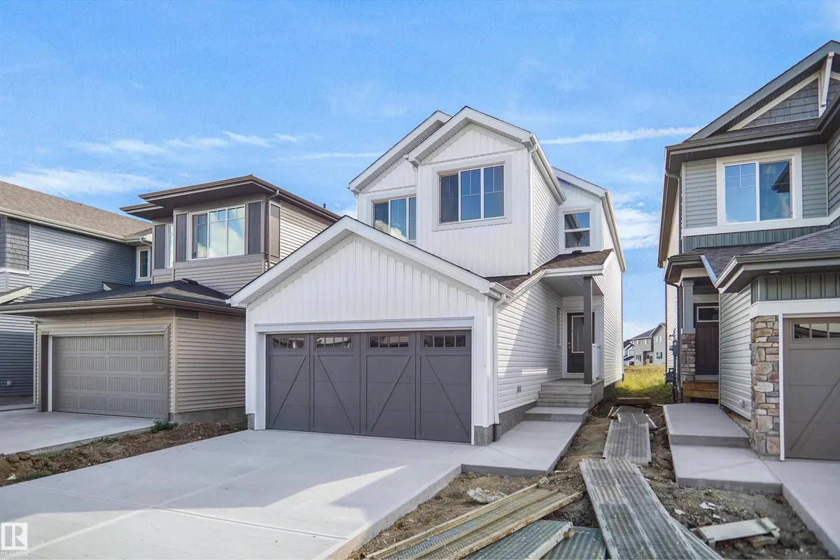 619 Ashgrove CI exterior
