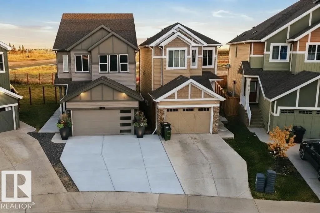 4072 KINSELLA WY SW exterior