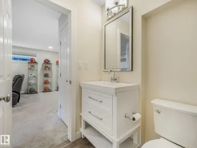 219 SILVERSTONE CR photo 28